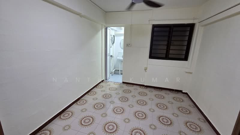 119 Ang Mo Kio Avenue 3, 119 Ang Mo Kio Avenue 3, 2 Bedrooms, 721 sqft, HDB Flat For Sale, by Nantha Kumar, 500158939 - Bathroom - PropertyGuru.com.sg