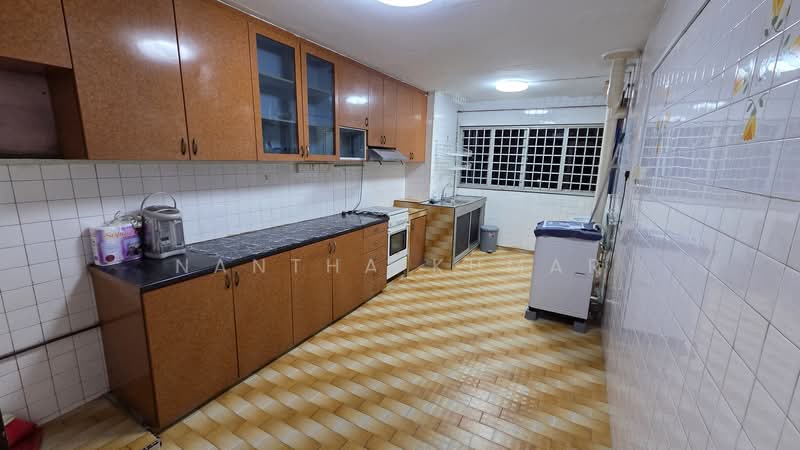 119 Ang Mo Kio Avenue 3, 119 Ang Mo Kio Avenue 3, 2 Bedrooms, 721 sqft, HDB Flat For Sale, by Nantha Kumar, 500158939 - Kitchen - PropertyGuru.com.sg