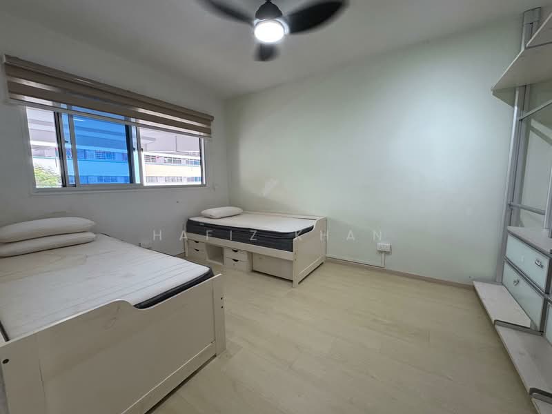 252 Bangkit Road, 252 Bangkit Road, 2 Bedrooms, 786 sqft, HDB Flat For Sale, by Hafiz Khan, 500158950 - Bedroom - PropertyGuru.com.sg