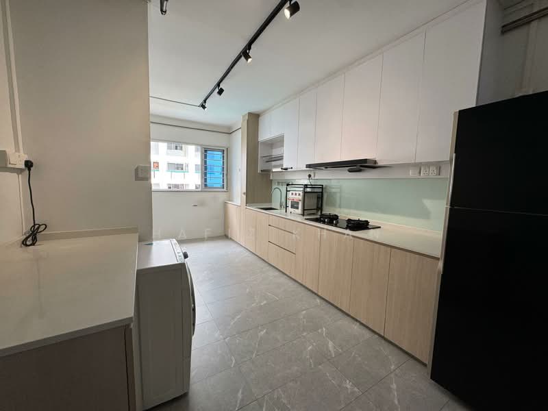 252 Bangkit Road, 252 Bangkit Road, 2 Bedrooms, 786 sqft, HDB Flat For Sale, by Hafiz Khan, 500158950 - Kitchen - PropertyGuru.com.sg