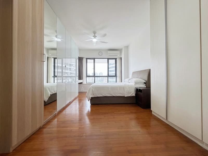 The Interlace, 192 Depot Road, 4 Bedrooms, 1,604 sqft, Condominium For Sale, by Sean Tiah, 500158973 - Bedroom - PropertyGuru.com.sg