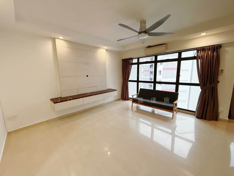 656B Jurong West Street 61, 656B Jurong West Street 61, 4 Bedrooms, 1,432 sqft, HDB Flat For Sale, by Joy Shi 施谨婉, 500158979 - Living Room - PropertyGuru.com.sg