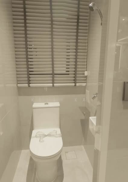 Chuan Park, 240 Lorong Chuan, 3 Bedrooms, 1,206 sqft, Condominium For Sale, by Kelly Kay, 500158981 - Bathroom - PropertyGuru.com.sg