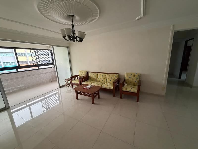 212 Serangoon Avenue 4, 212 Serangoon Avenue 4, 3 Bedrooms, 1,302 sqft, HDB Flat For Rent, by Nick Lee, 500158983 - Living Room - PropertyGuru.com.sg