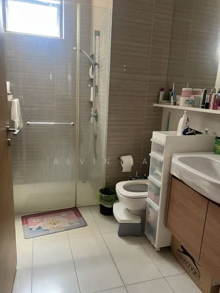 The Skywoods, 3 Dairy Farm Heights, 3 Bedrooms, 947 sqft, Condominium For Rent, by Alvin Tay, 500158985 - Bathroom - PropertyGuru.com.sg