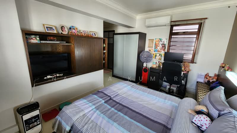 690D Choa Chu Kang Crescent, 690D Choa Chu Kang Crescent, 3 Bedrooms, 1,184 sqft, HDB Flat For Sale, by Nantha Kumar, 500158986 - Bedroom - PropertyGuru.com.sg
