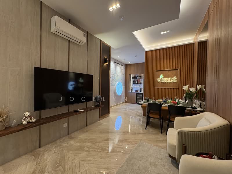 Verde Joo Chiat, 108 Joo Chiat Terrace, 2 Bedrooms, 721 sqft, Apartment For Sale, by Jocelyn Lee, 500158989 - Living Room - PropertyGuru.com.sg