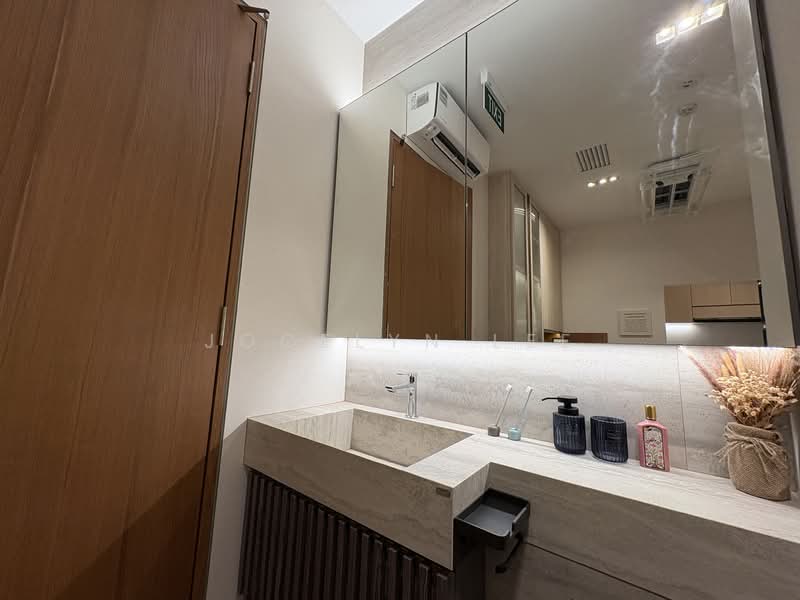 Verde Joo Chiat, 108 Joo Chiat Terrace, 2 Bedrooms, 721 sqft, Apartment For Sale, by Jocelyn Lee, 500158989 - Bathroom - PropertyGuru.com.sg