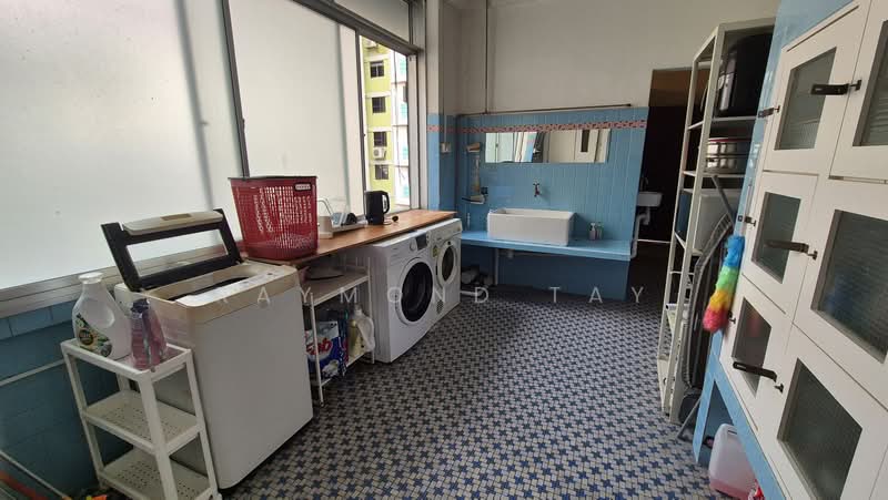 Room near Tiong Bahru and Havelock MRT, , Room Rental, 160 sqft, Shophouse For Rent, by Raymond Tay, 500158995 - PropertyGuru.com.sg
