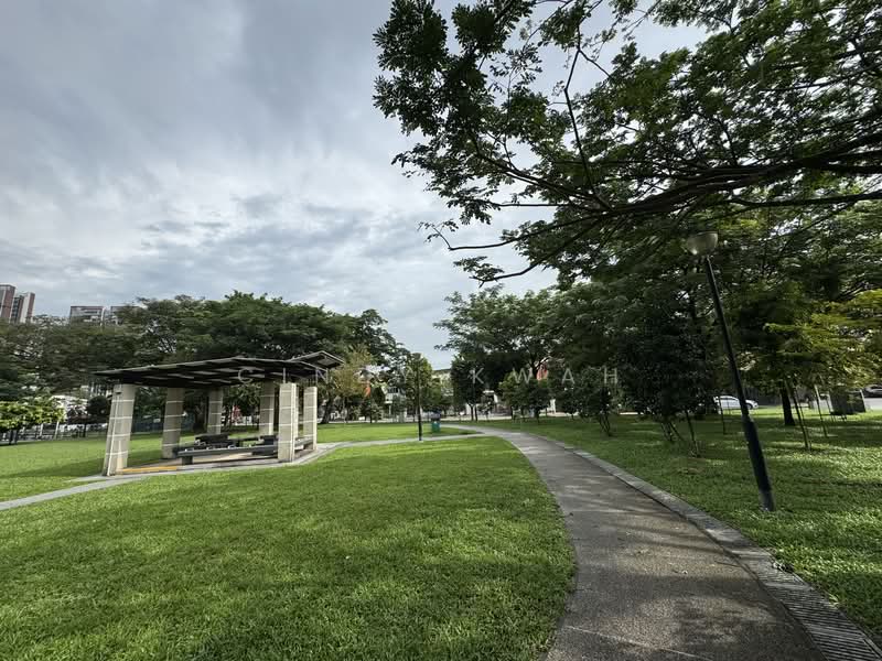Faber Hills Estate, Faber Drive, 5 Bedrooms, 3,046 sqft, Semi-Detached House For Sale, by Cindy Kwah, 500159007 - Tranquil Park In Front of the House - PropertyGuru.com.sg