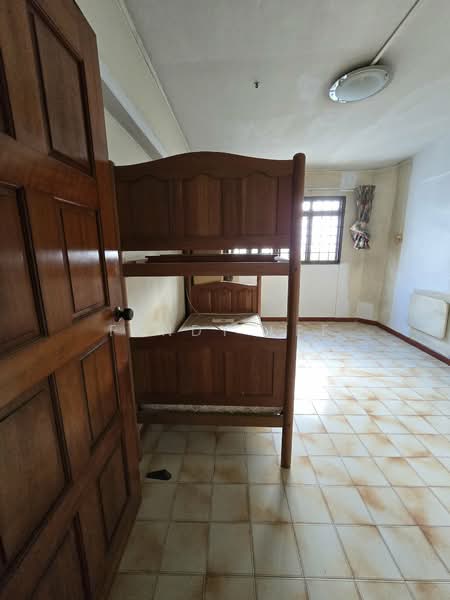 230 Jurong East Street 21, 230 Jurong East Street 21, 3 Bedrooms, 1,292 sqft, HDB Flat For Sale, by Fendy Lee, 500159011 - Bedroom - PropertyGuru.com.sg