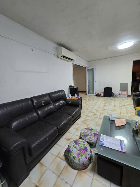 230 Jurong East Street 21, 230 Jurong East Street 21, 3 Bedrooms, 1,292 sqft, HDB Flat For Sale, by Fendy Lee, 500159011 - Living Room - PropertyGuru.com.sg