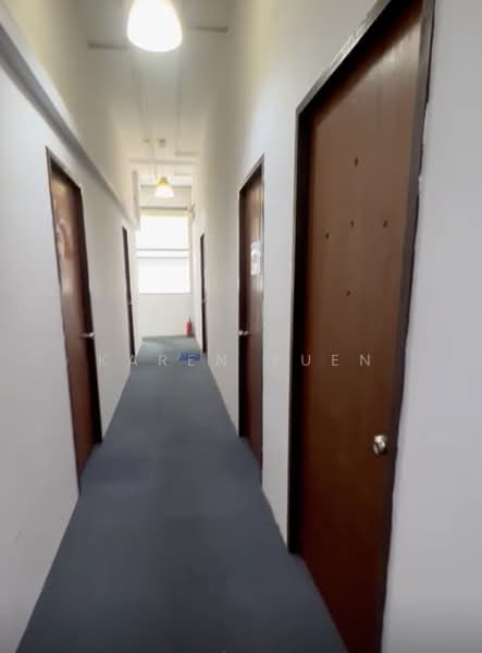 Woodlands Bizhub, 190 Woodlands Industrial Park E5, 1,927 sqft, Factory / Workshop (B2) For Sale, by Karen Yuen, 500159021 - Corridor - CommercialGuru.com.sg