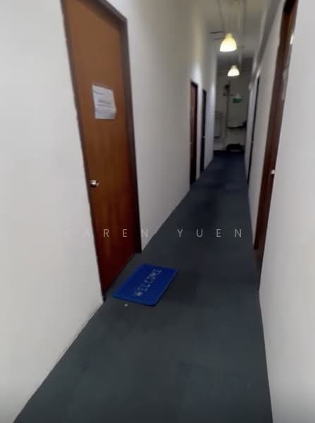Woodlands Bizhub, 190 Woodlands Industrial Park E5, 1,927 sqft, Factory / Workshop (B2) For Sale, by Karen Yuen, 500159021 - Corridor - CommercialGuru.com.sg