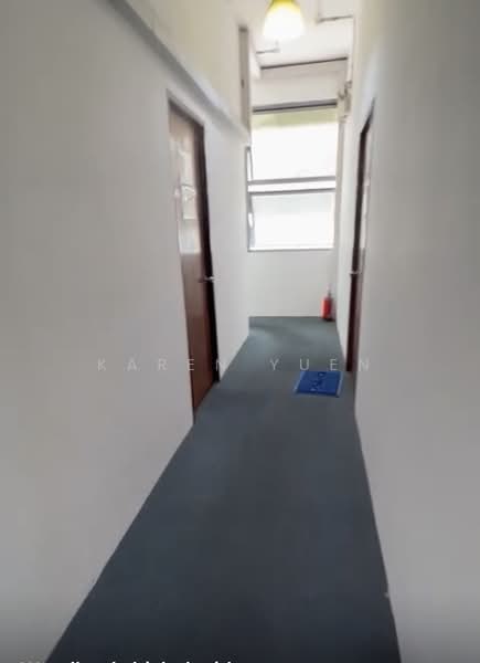 Woodlands Bizhub, 190 Woodlands Industrial Park E5, 1,927 sqft, Factory / Workshop (B2) For Sale, by Karen Yuen, 500159021 - Corridor - CommercialGuru.com.sg