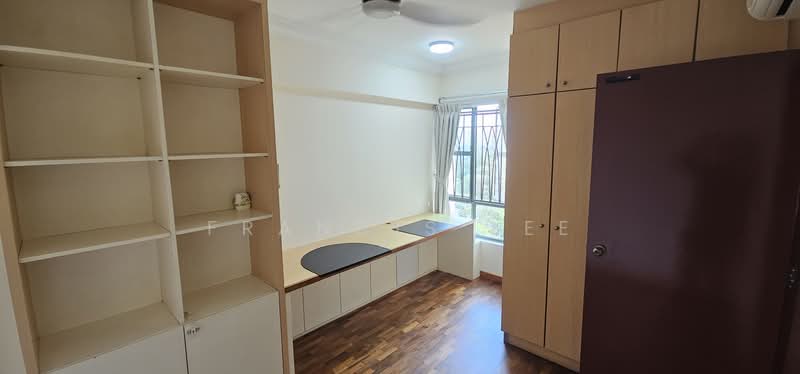 Aquarius By The Park, 1 Bedok Reservoir View, 3 Bedrooms, 1,228 sqft, Condominium For Rent, by Francis Lee, 500159024 - Study - PropertyGuru.com.sg