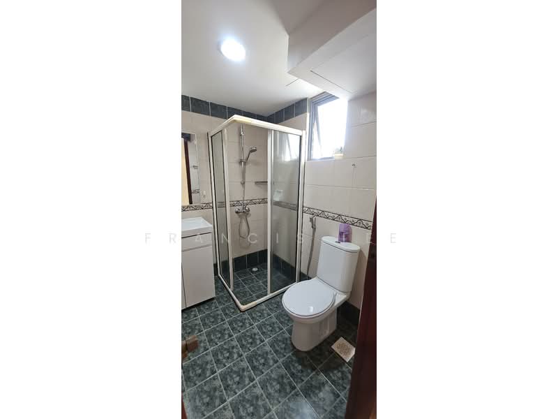 Aquarius By The Park, 1 Bedok Reservoir View, 3 Bedrooms, 1,228 sqft, Condominium For Rent, by Francis Lee, 500159024 - Bathroom - PropertyGuru.com.sg