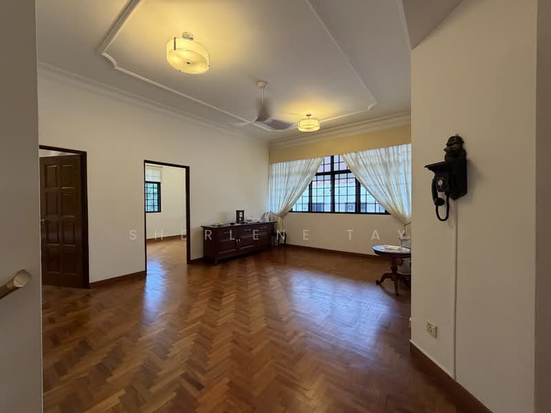 SHERLENE TAY 9369*2787 💎 Highly demanded detached 💎, , 5 Bedrooms, 2,600 sqft, Detached House For Sale, by Sherlene Tay, 500159031 - Living Room - PropertyGuru.com.sg