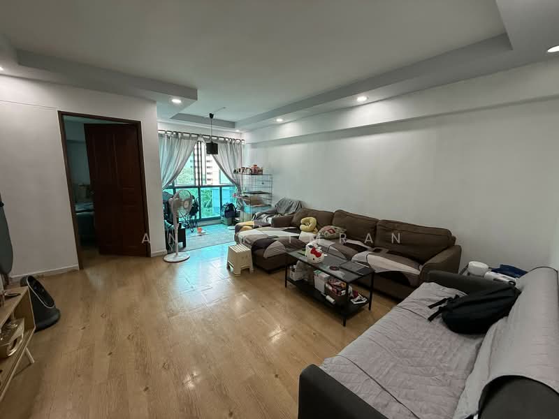 467 Admiralty Drive, 467 Admiralty Drive, 3 Bedrooms, 1,098 sqft, HDB Flat For Sale, by Andik Imran, 500159032 - Living Room - PropertyGuru.com.sg