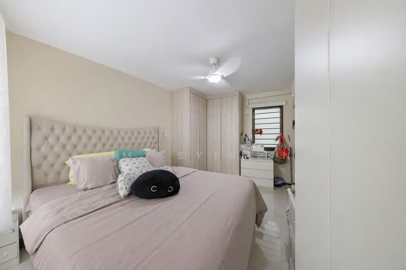 122A Punggol Edge, 122A Edgedale Plains, 3 Bedrooms, 1,004 sqft, HDB Flat For Sale, by Amy Syireen, 500159041 - Bedroom - PropertyGuru.com.sg