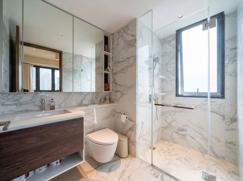 Parc Botannia, 10 Fernvale Street, 3 Bedrooms, 861 sqft, Condominium For Sale, by Daniel Wang, 500159045 - Bathroom - PropertyGuru.com.sg