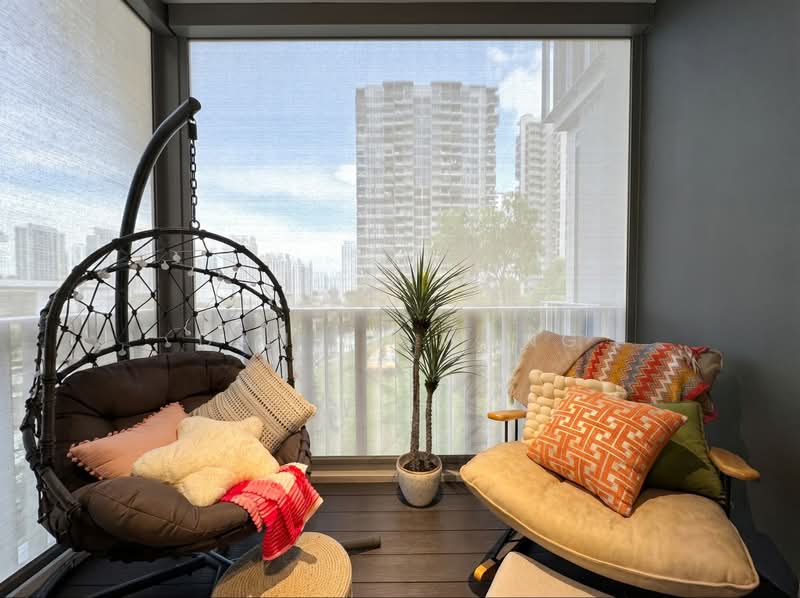 Parc Botannia, 10 Fernvale Street, 3 Bedrooms, 861 sqft, Condominium For Sale, by Daniel Wang, 500159045 - Balcony - PropertyGuru.com.sg