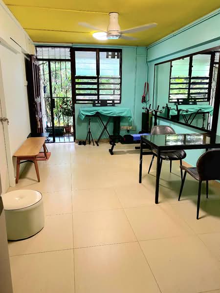 111 Commonwealth Crescent, 111 Commonwealth Crescent, Room Rental, 150 sqft, HDB Flat For Rent, by Joanne Yeo, 500159046 - Living Room - PropertyGuru.com.sg