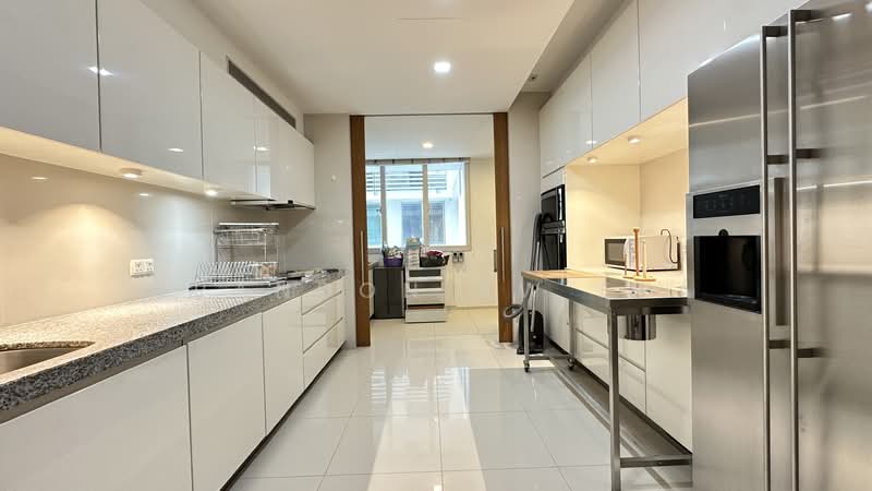 Grange Residences, 247 Tanglin Road, 4 Bedrooms, 2,853 sqft, Condominium For Rent, by Brandon Aw, 500159054 - Kitchen - PropertyGuru.com.sg