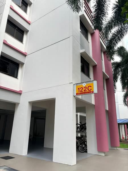 122C Sengkang East Way, 122C Sengkang East Way, Room Rental, 195 sqft, HDB Flat For Rent, by PAULINE MARIE LIM AI HSIA, 500159056 - Exterior - PropertyGuru.com.sg