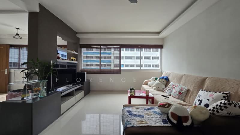 862A Tampines Street 83, 862A Tampines Street 83, 3 Bedrooms, 1,313 sqft, HDB Flat For Sale, by Florence Lim, 500159066 - Living Room - PropertyGuru.com.sg