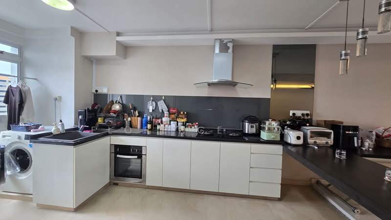 862A Tampines Street 83, 862A Tampines Street 83, 3 Bedrooms, 1,313 sqft, HDB Flat For Sale, by Florence Lim, 500159066 - Kitchen - PropertyGuru.com.sg