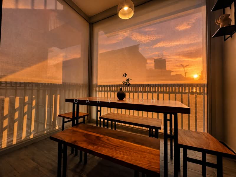 Mayfair Gardens, 10 Rifle Range Road, 1 Bedroom, 570 sqft, Condominium For Sale, by Gary Goh, 500159073 - Balcony - PropertyGuru.com.sg