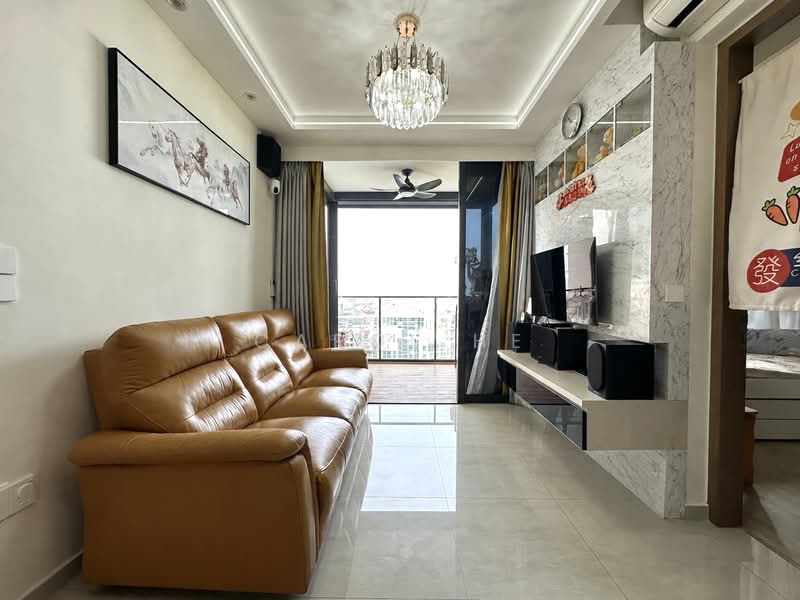 Whistler Grand, 107 West Coast Vale, 2 Bedrooms, 603 sqft, Condominium For Sale, by Carol He, 500159082 - Living Room - PropertyGuru.com.sg