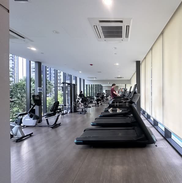 Whistler Grand, 107 West Coast Vale, 2 Bedrooms, 603 sqft, Condominium For Sale, by Carol He, 500159082 - Gym - PropertyGuru.com.sg