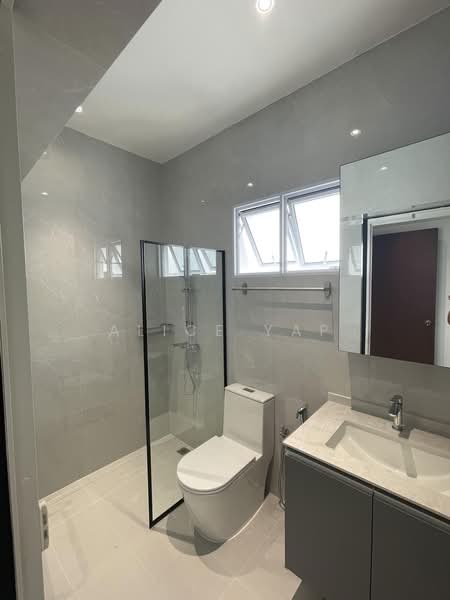 Linear Green @ Bedok, Bedok central, 3 Bedrooms, 1,205 sqft, HDB Flat For Rent, by Alice Yap, 500159091 - Bathroom - PropertyGuru.com.sg
