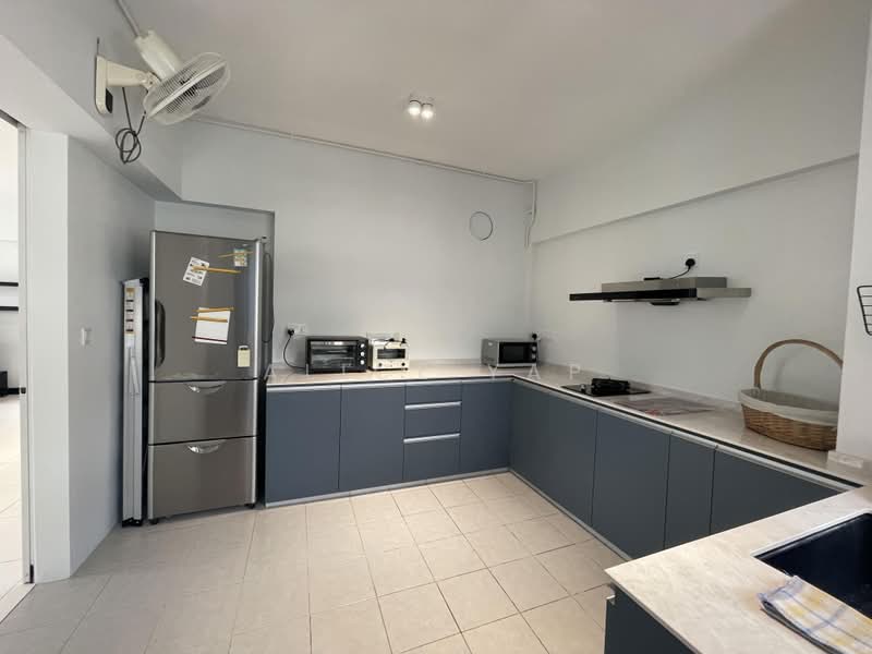 Linear Green @ Bedok, Bedok central, 3 Bedrooms, 1,205 sqft, HDB Flat For Rent, by Alice Yap, 500159091 - Kitchen - PropertyGuru.com.sg