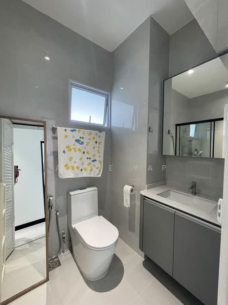 Linear Green @ Bedok, Bedok central, 3 Bedrooms, 1,205 sqft, HDB Flat For Rent, by Alice Yap, 500159091 - Bathroom - PropertyGuru.com.sg
