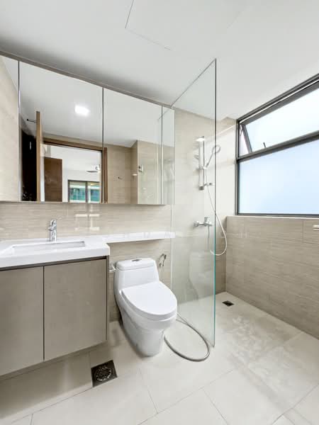 The Topiary, 15 Fernvale Lane, 4 Bedrooms, 1,389 sqft, Executive Condominium For Sale, by Joshua Soh, 500159099 - Bathroom - PropertyGuru.com.sg