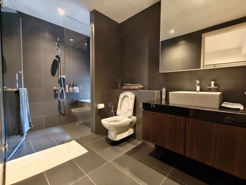 Meadows @ Peirce, 626 Upper Thomson Road, 3 Bedrooms, 1,496 sqft, Condominium For Sale, by Amy Tan, 500159102 - Bathroom - PropertyGuru.com.sg