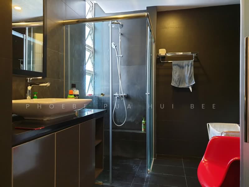 Hillington Green, 51 Hillview Avenue, 3 Bedrooms, 1,346 sqft, Condominium For Sale, by Phoebe Pua Hui Bee, 500159106 - Bathroom - PropertyGuru.com.sg