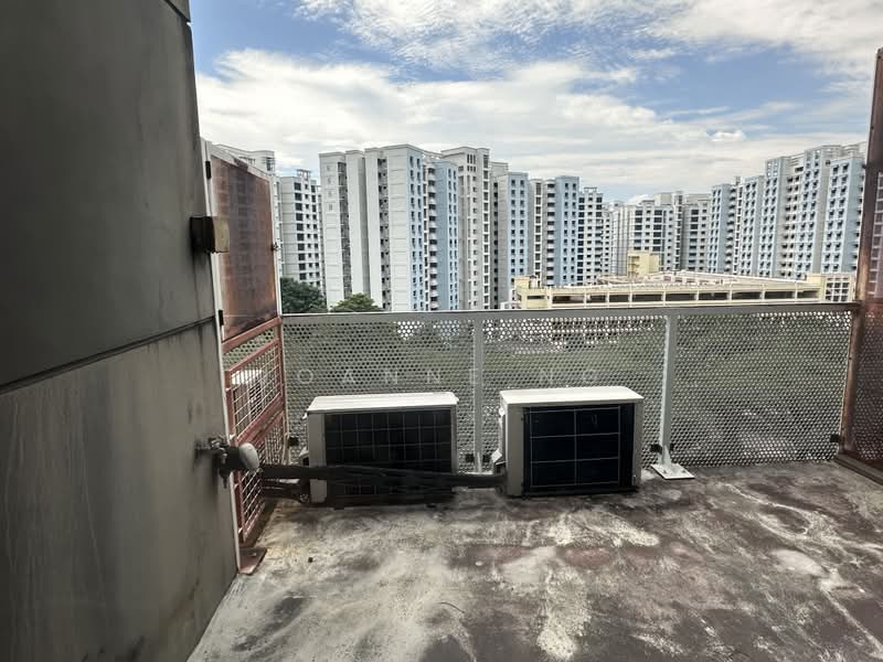 Pioneer Junction, 3 Soon Lee Street, 1,324 sqft, Factory / Workshop (B2) For Sale, by Joanne Ng, 500159111 - Balcony - CommercialGuru.com.sg