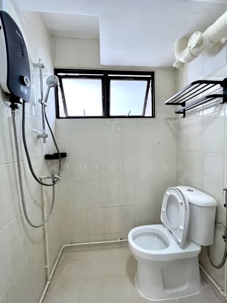 Clementi Shopping Centre, 354 Clementi Avenue 2, 1,614 sqft, Other Retail For Sale, by Clement Ang, 500159115 - Bathroom - CommercialGuru.com.sg