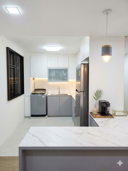 339A Sembawang Close, 339A Sembawang Close, 4 Bedrooms, 1,227 sqft, HDB Flat For Sale, by Jeslynn Lim, 500159124 - Kitchen - PropertyGuru.com.sg