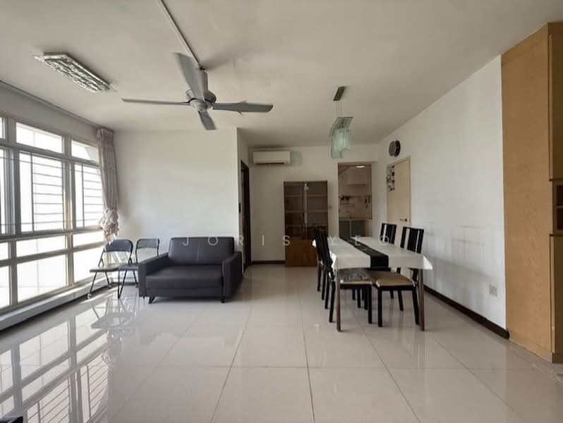 268D Compassvale Link, 268D Compassvale Link, 3 Bedrooms, 969 sqft, HDB Flat For Sale, by Djoris Yeo, 500159146 - Living Room - PropertyGuru.com.sg