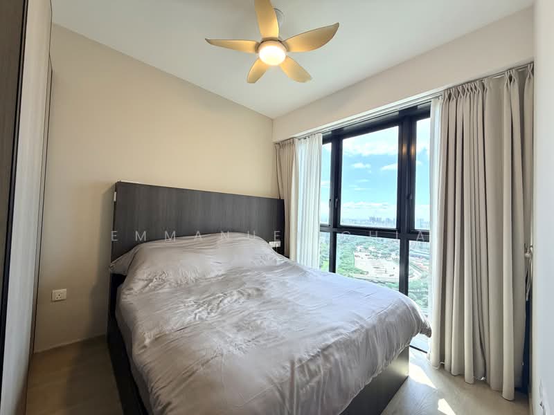Whistler Grand, 107 West Coast Vale, 2 Bedrooms, 614 sqft, Condominium For Rent, by Emmanuel Chia, 500159150 - Bedroom - PropertyGuru.com.sg
