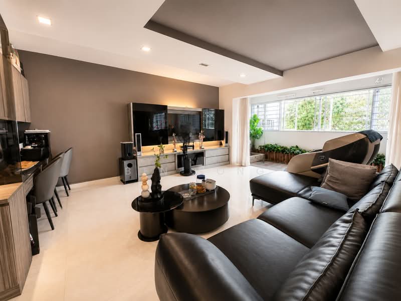 121 Bukit Batok Central, 121 Bukit Batok Central, 3 Bedrooms, 1,593 sqft, HDB Flat For Sale, by Ben Wong, 500159164 - Living Room - PropertyGuru.com.sg