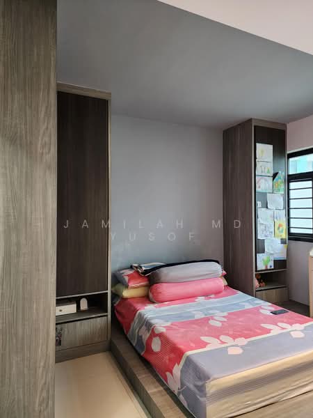 592B Montreal Ville, 592B Montreal Link, 3 Bedrooms, 1,001 sqft, HDB Flat For Sale, by Jamilah Md Yusof, 500159172 - Bedroom - PropertyGuru.com.sg
