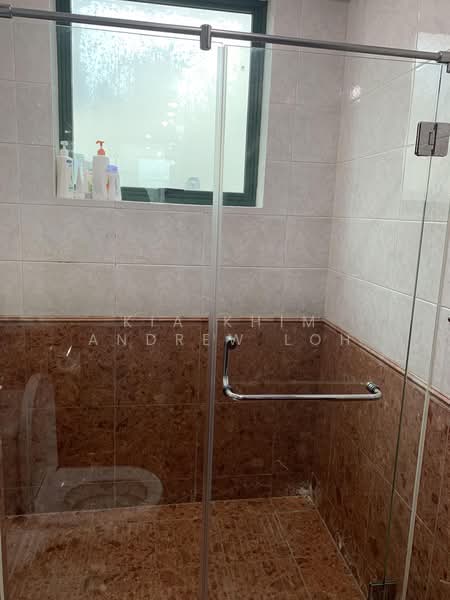Pebble Bay, 136 Tanjong Rhu Road, 4 Bedrooms, 2,745 sqft, Condominium For Sale, by Kia Khim Andrew Loh, 500159185 - Bathroom - PropertyGuru.com.sg