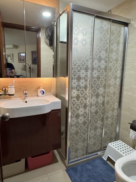 Simei Green Condominium, 1 Simei Street 4, Room Rental, 80 sqft, Condominium For Rent, by Sue Ooi, 500159187 - Bathroom - PropertyGuru.com.sg