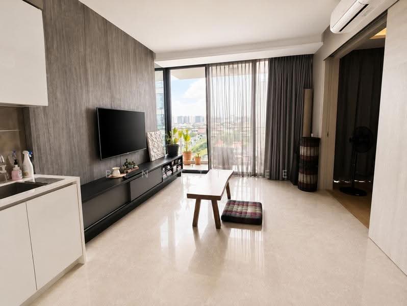 Marine Blue, 91 Marine Parade Road, East Coast / Marine Parade, 1 Bedroom, 732 sqft, Condominium For Sale, by Bennett Lee, 500159192 - Living Room - PropertyGuru.com.sg